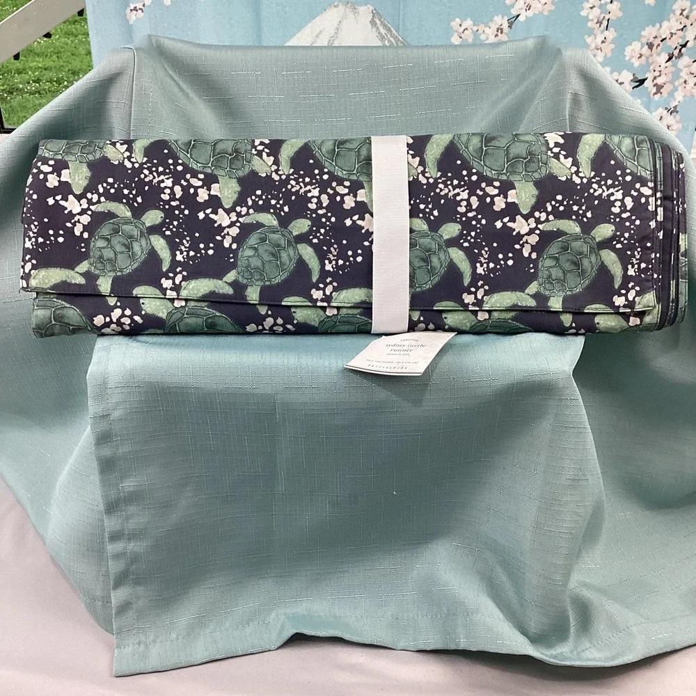NEW Pottery Barn Sydney Turtle Table Runner Navy Blue Green Coastal 18
